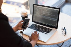 3 REASONS YOUR APP NEEDS AN END-USER LICENSE AGREEMENT